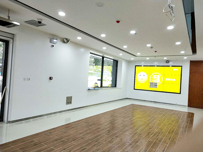 成都污片直播大全软件与工商银行大厅合作案例 成都污片直播大全软件与工商银行大厅合作案例